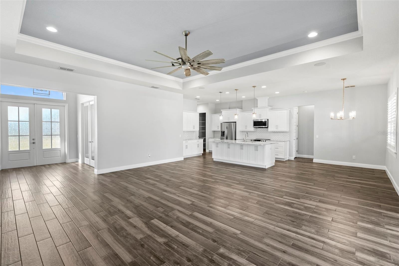 Image 10 of 60 For 6786 Bentridge Drive