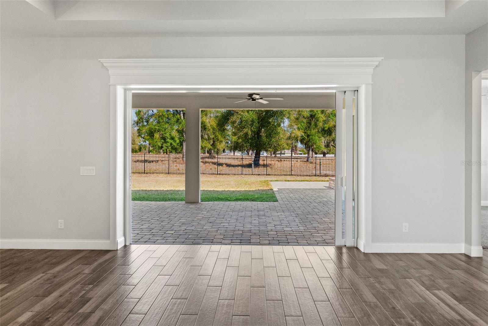 Image 19 of 60 For 6786 Bentridge Drive