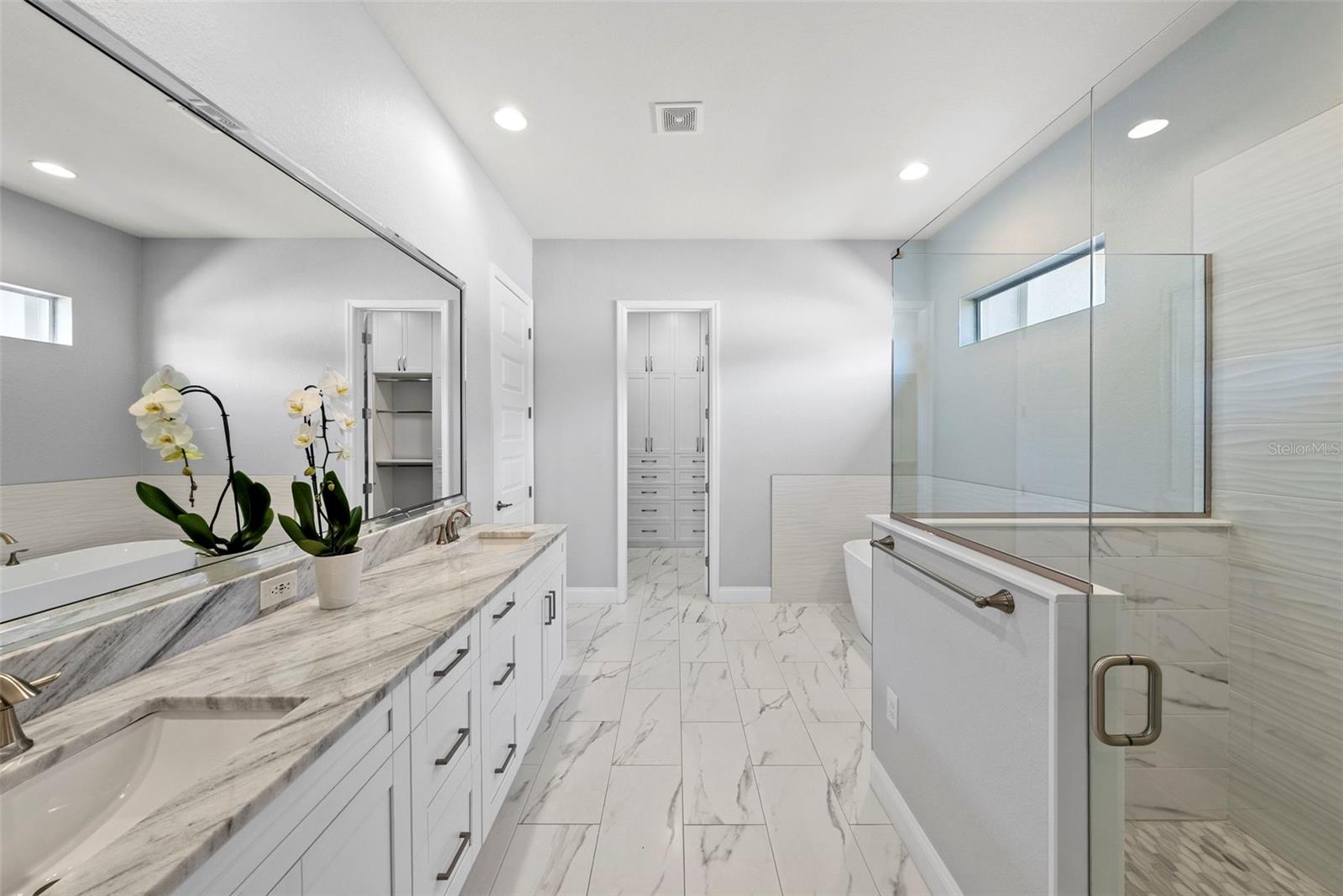 Image 24 of 60 For 6786 Bentridge Drive