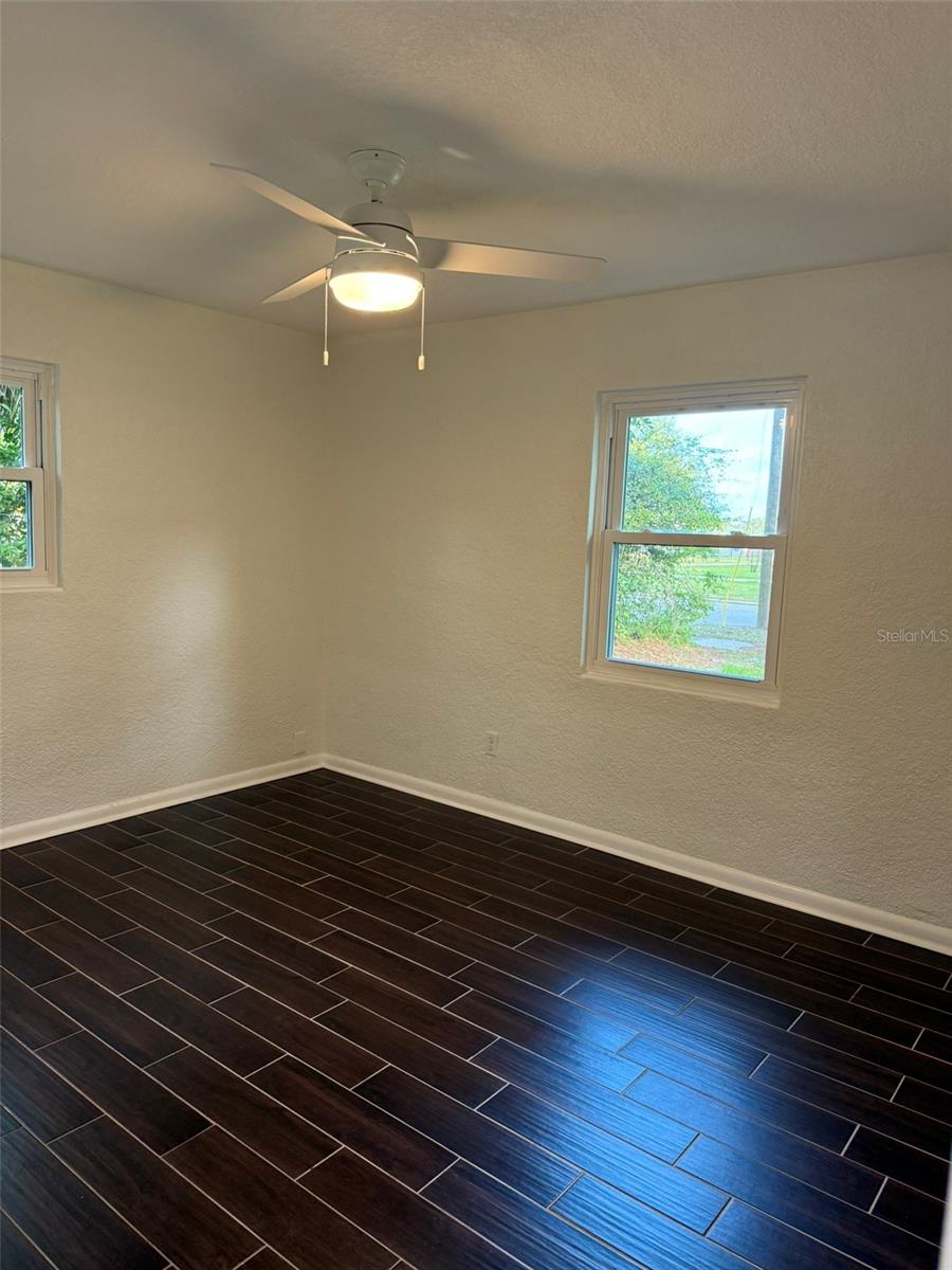 Image 10 of 20 For 1917 Gilbert Street