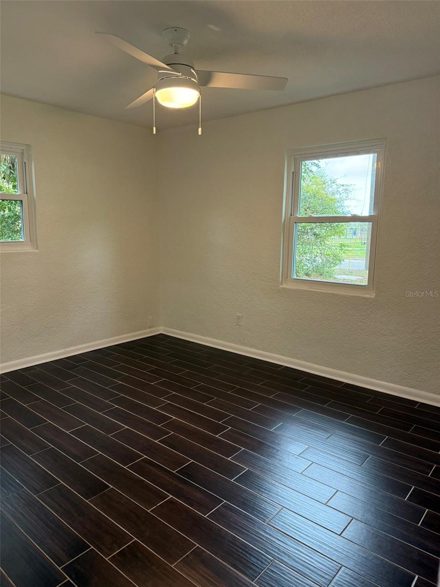 Image 13 of 20 For 1917 Gilbert Street