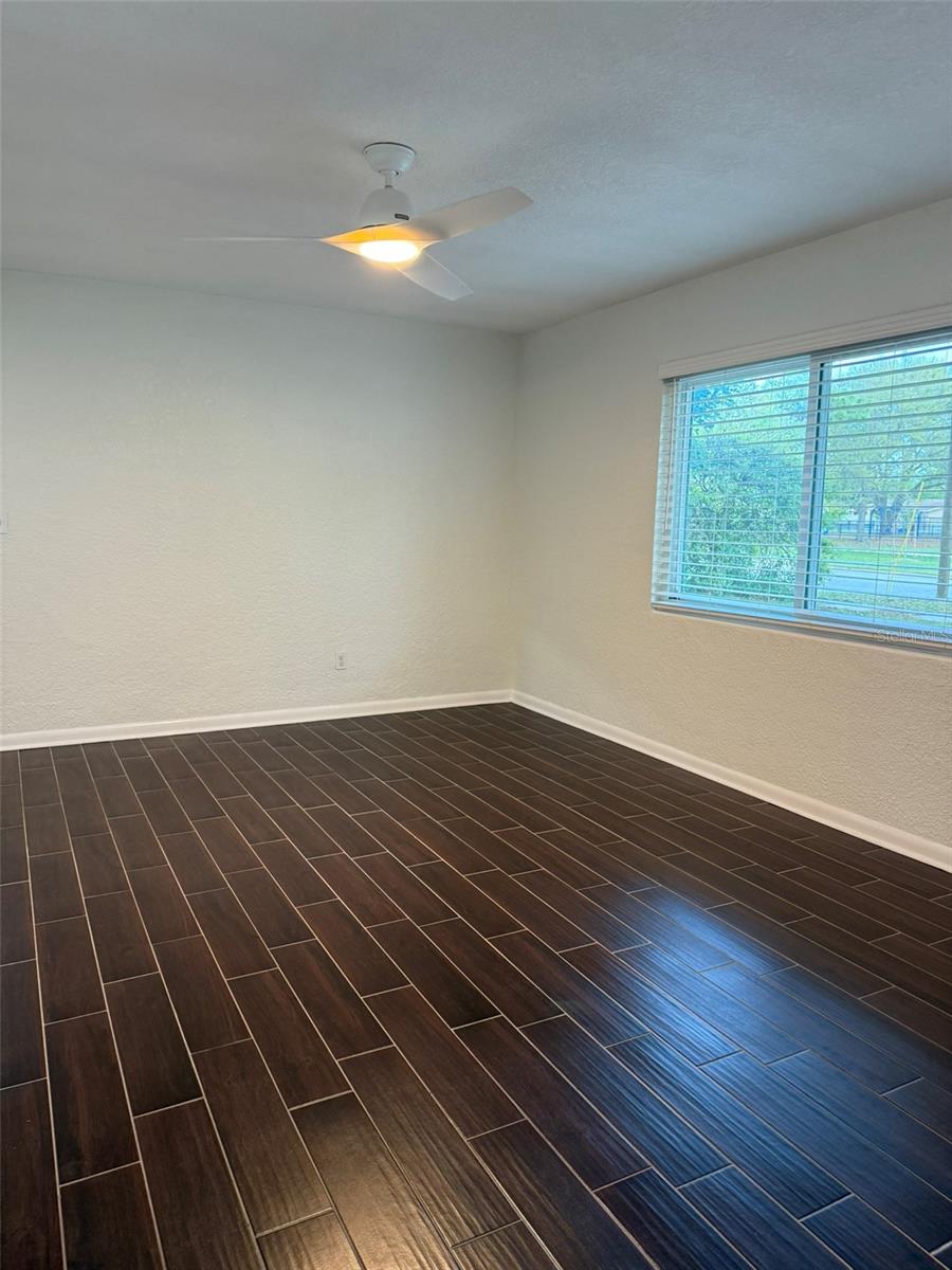 Image 6 of 20 For 1917 Gilbert Street