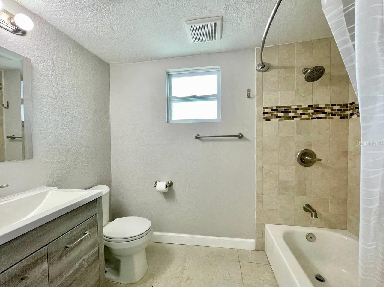 Image 20 of 31 For 7108 Mascotte Street