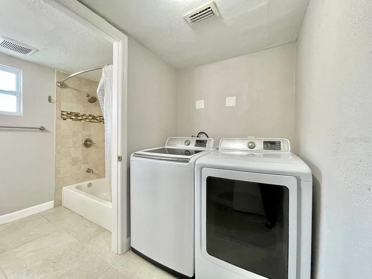 Image 25 of 31 For 7108 Mascotte Street