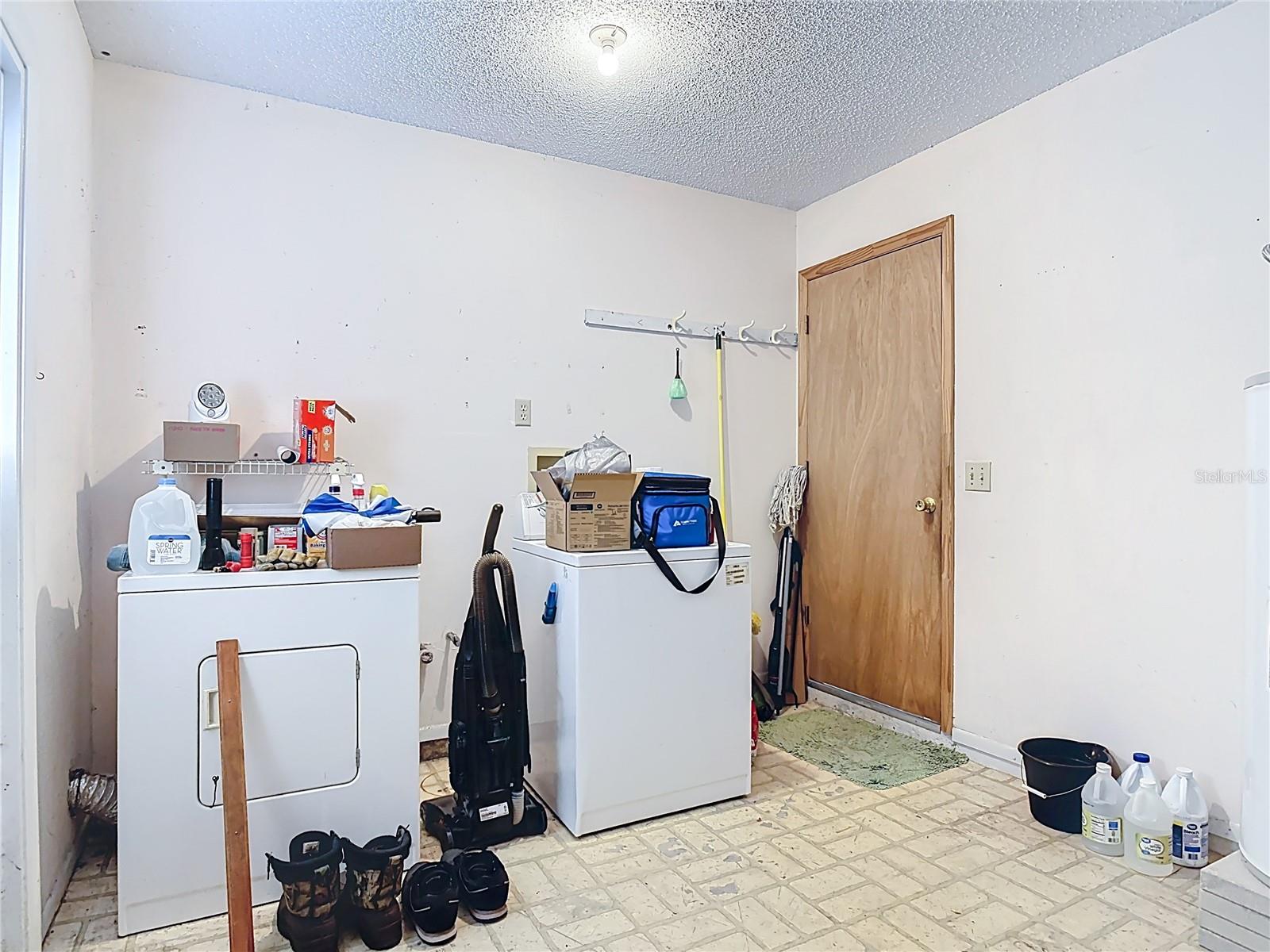 Image 40 of 66 For 1808 Portview Avenue