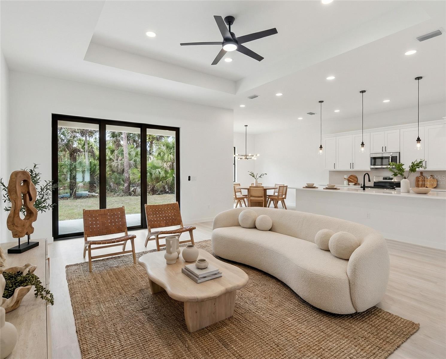 Image 2 of 39 For 2585 Crane Avenue