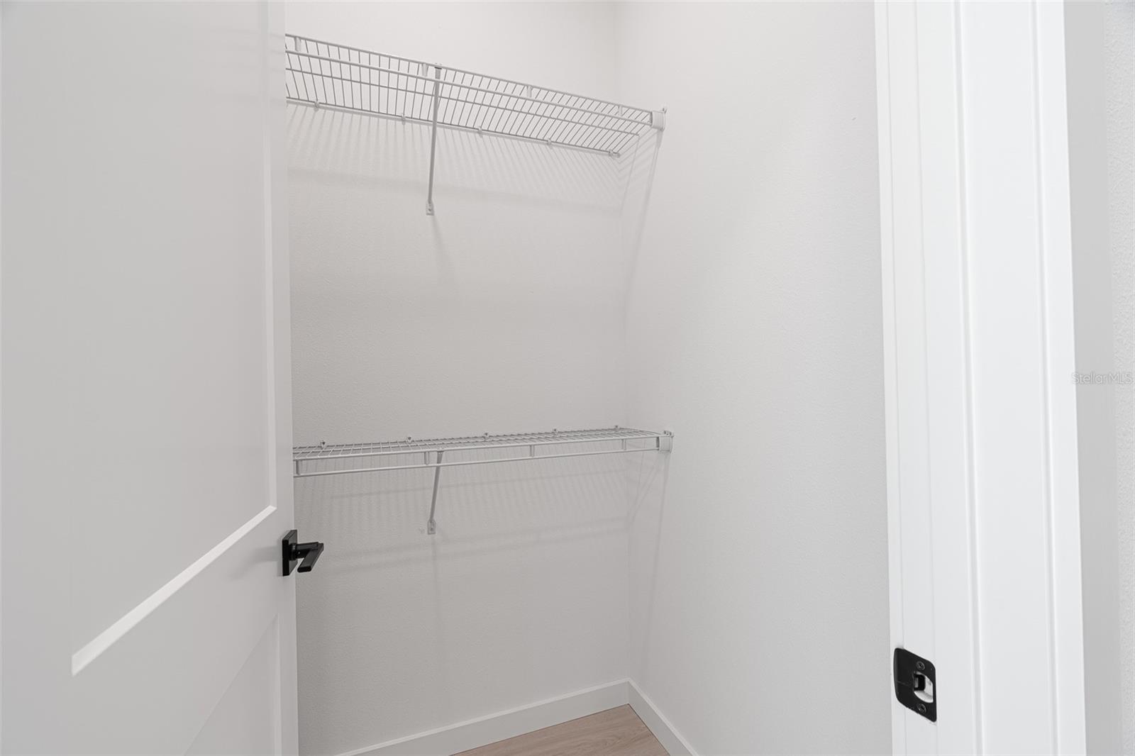 Image 24 of 39 For 2585 Crane Avenue