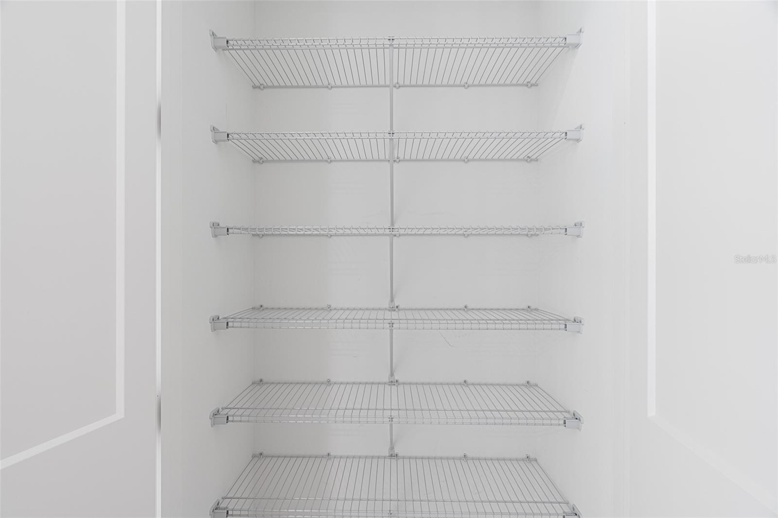 Image 26 of 39 For 2585 Crane Avenue