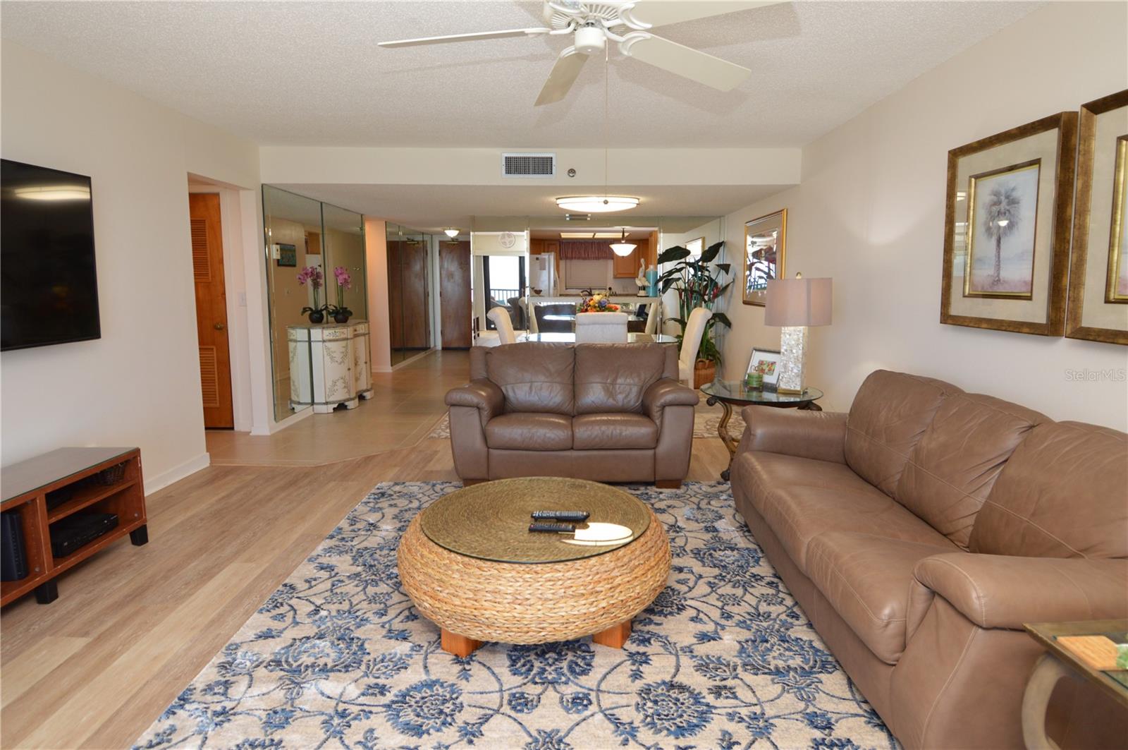 Image 27 of 88 For 900 Gulf Boulevard 907