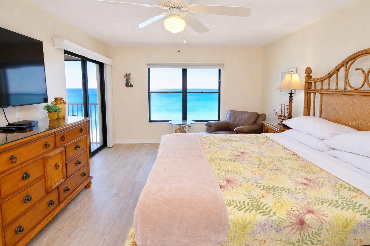 Image 31 of 88 For 900 Gulf Boulevard 907