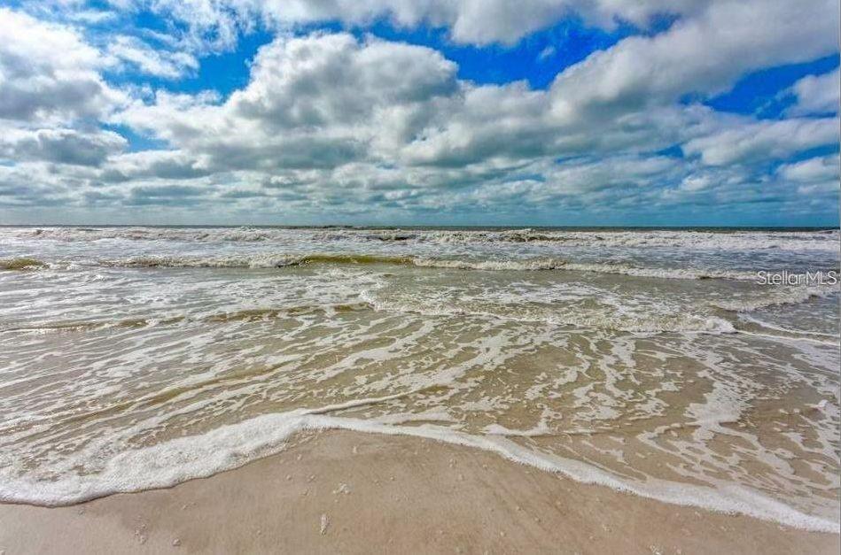 Image 81 of 88 For 900 Gulf Boulevard 907