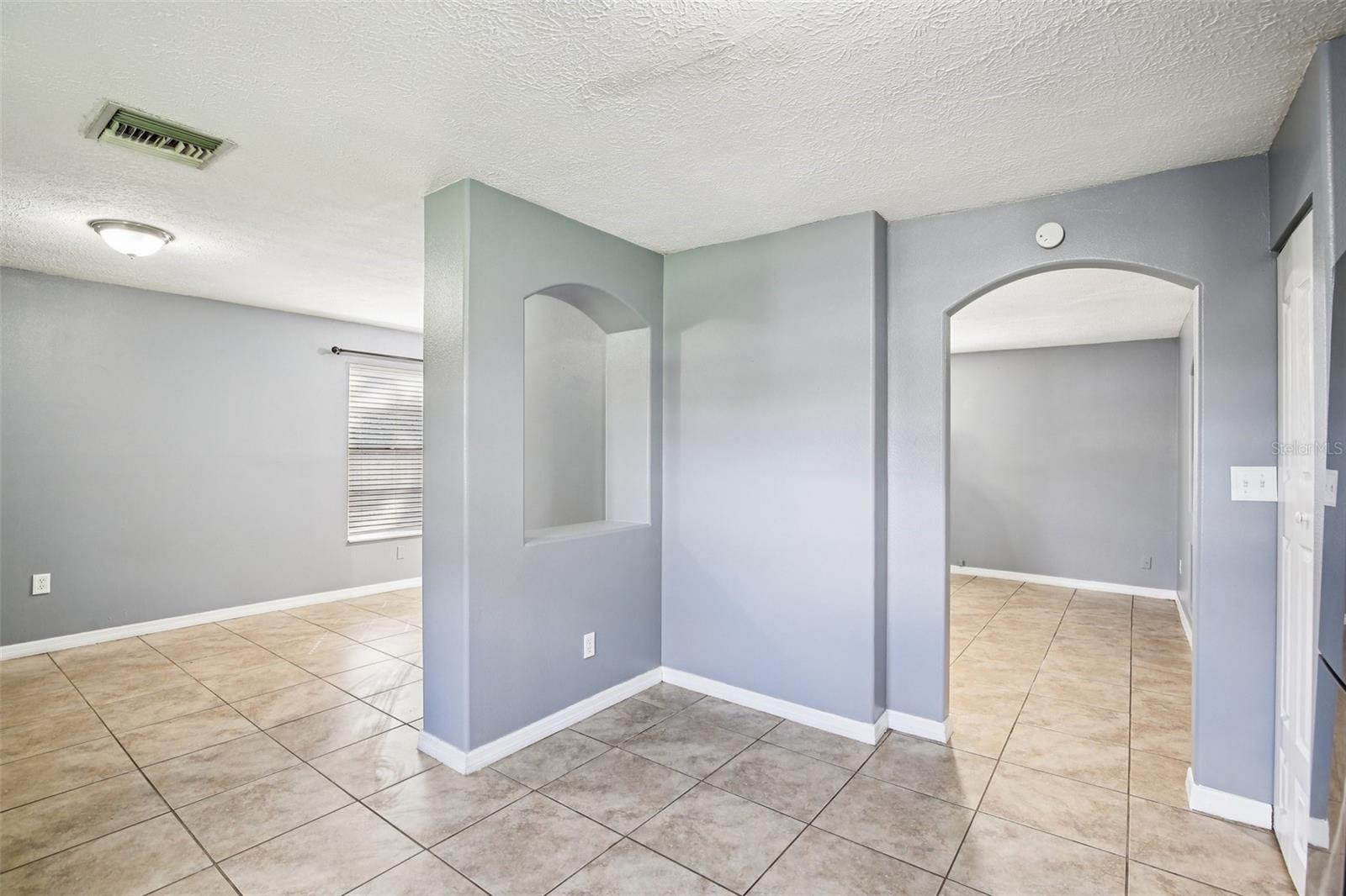 Image 8 of 31 For 3905 West Lake Drive