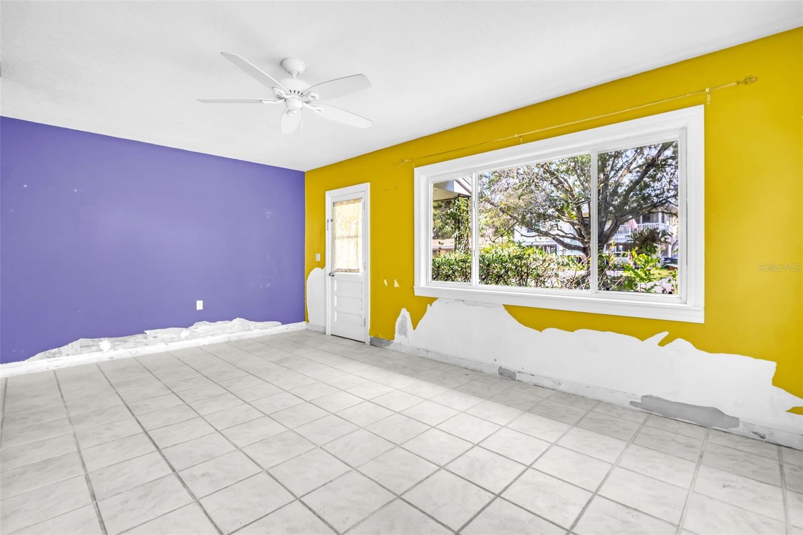 Image 16 of 45 For 402 Orchid Lane Lane