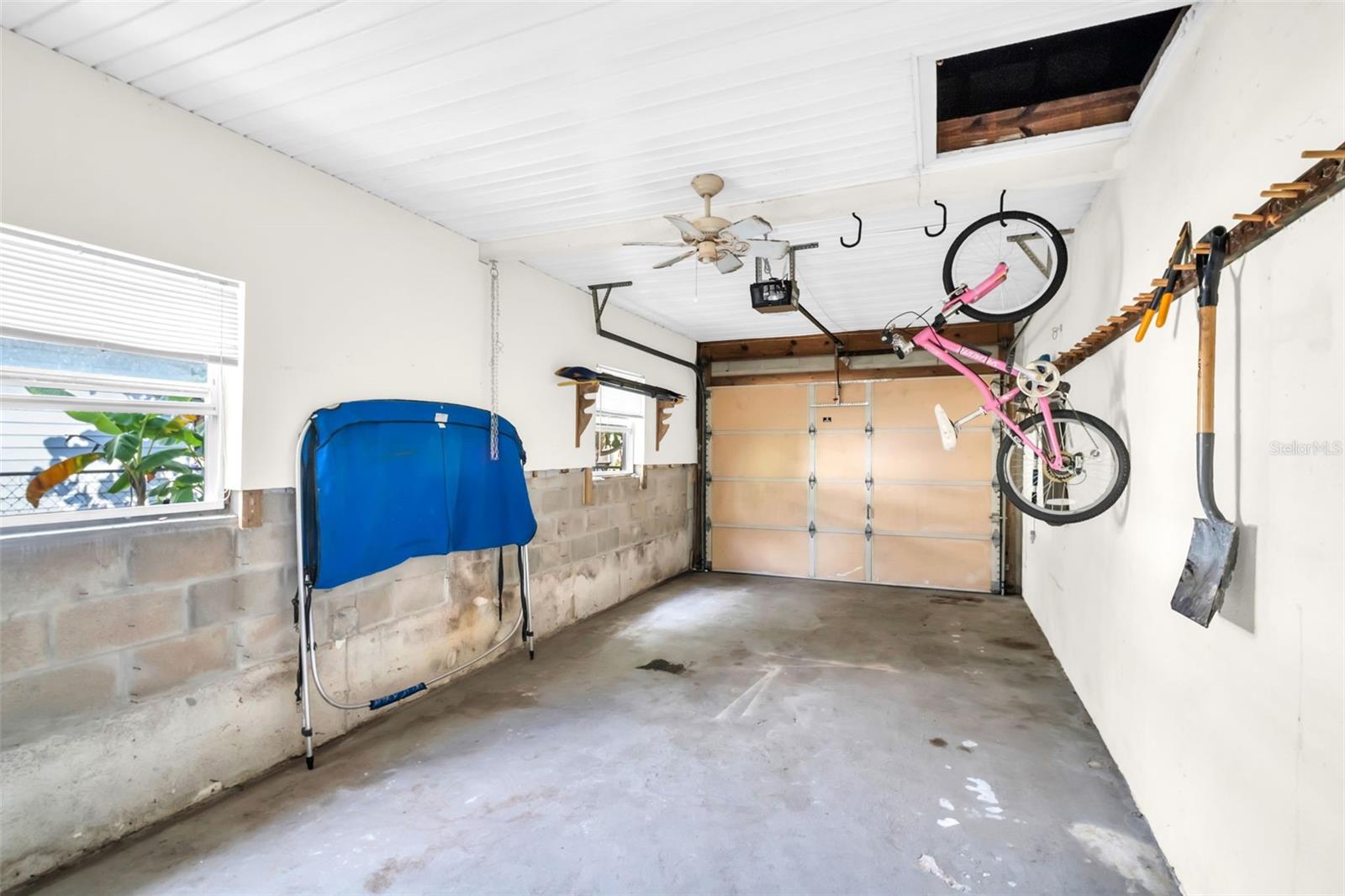 Image 28 of 45 For 402 Orchid Lane Lane