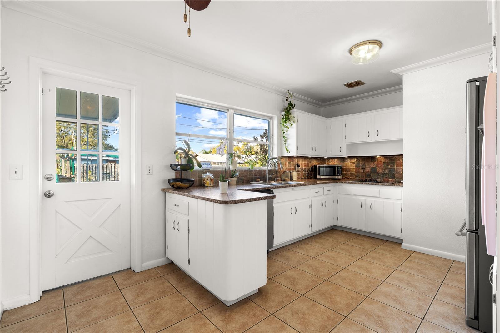 Image 12 of 35 For 1528 Citrus Street