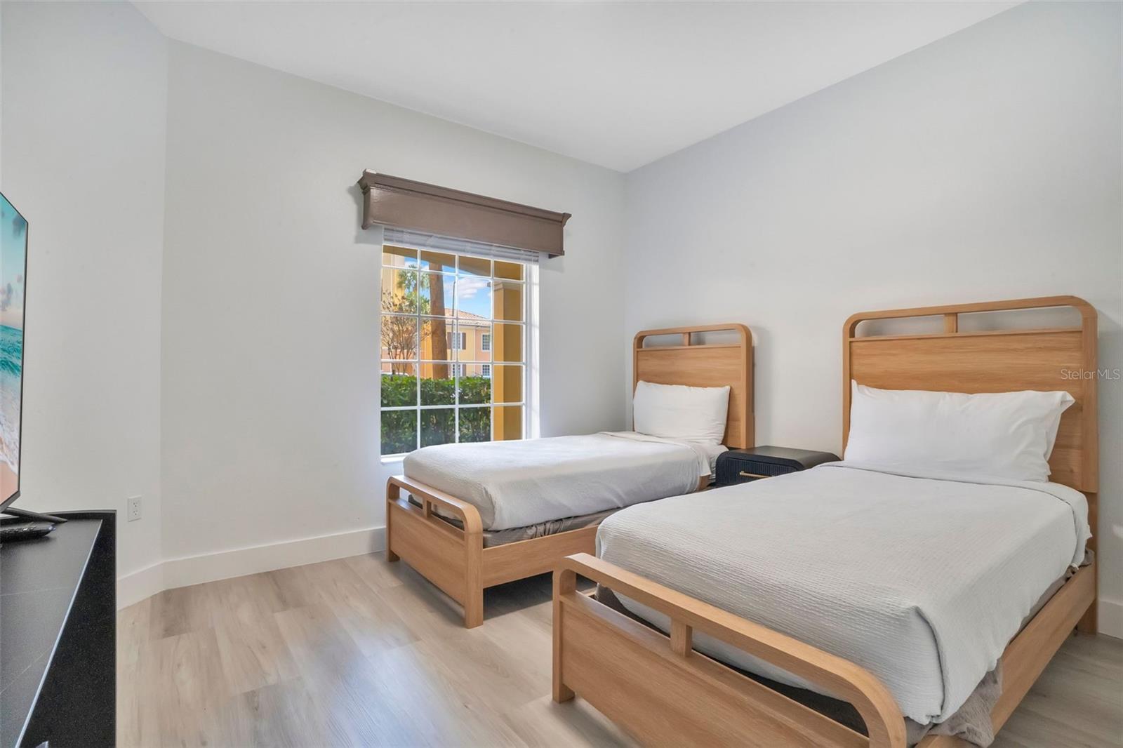 Image 11 of 26 For 8763 Worldquest Boulevard 5105