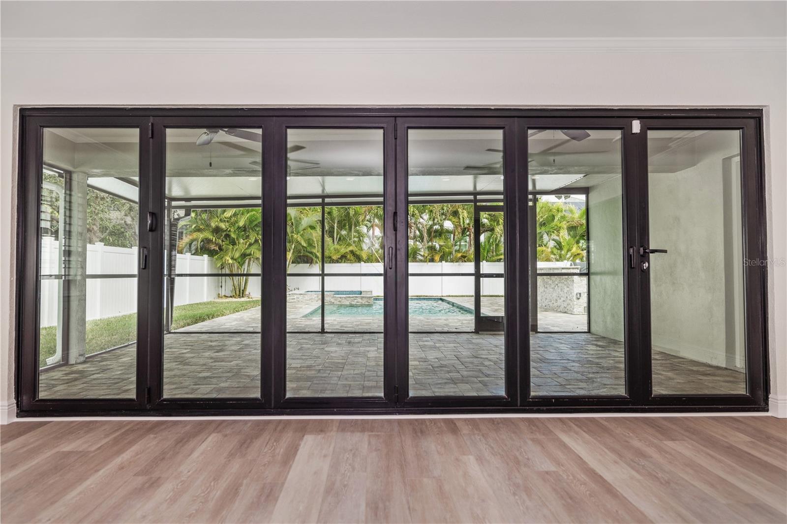 Image 12 of 35 For 5009 Neptune Way