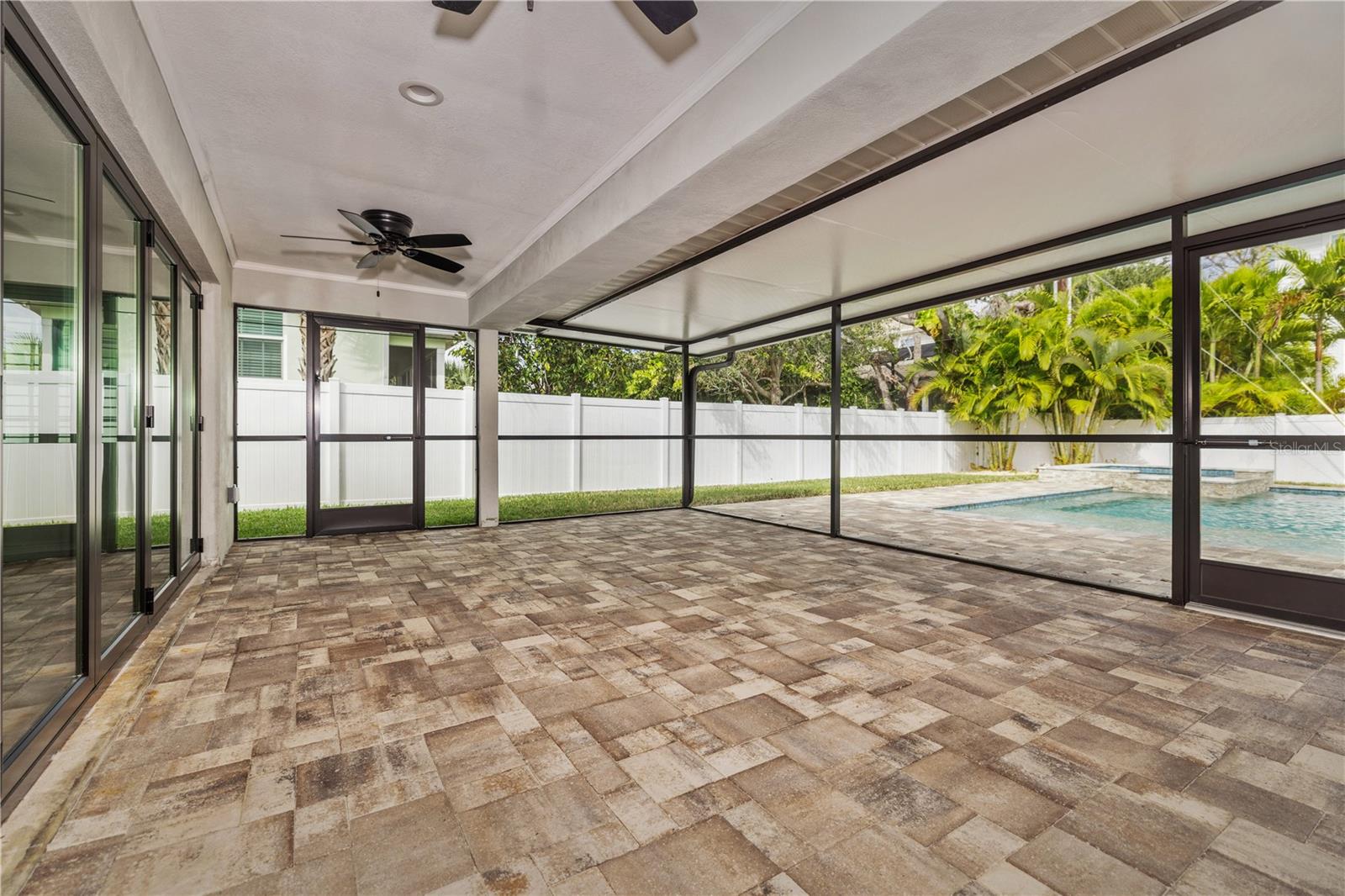 Image 13 of 35 For 5009 Neptune Way