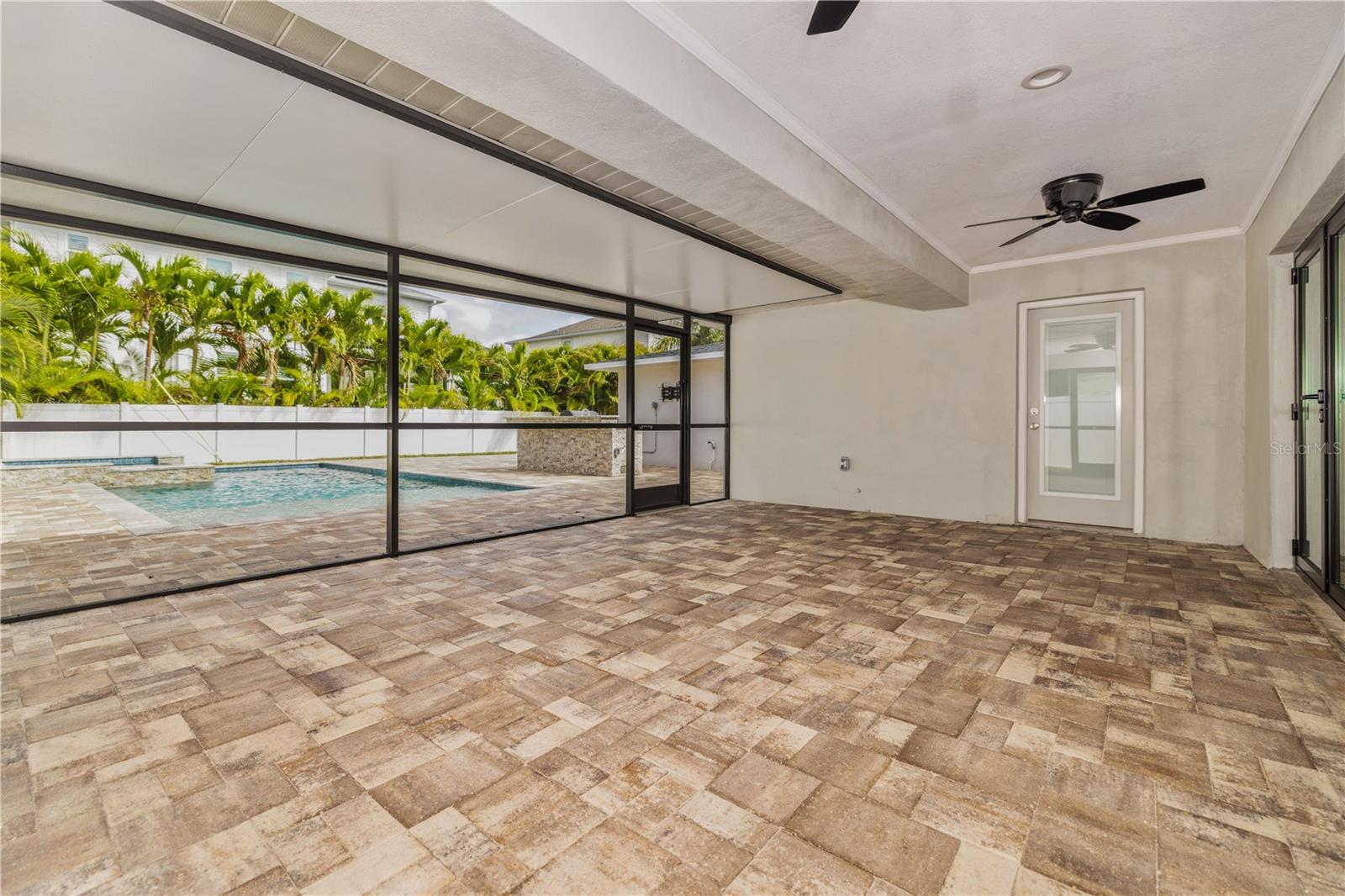 Image 14 of 35 For 5009 Neptune Way