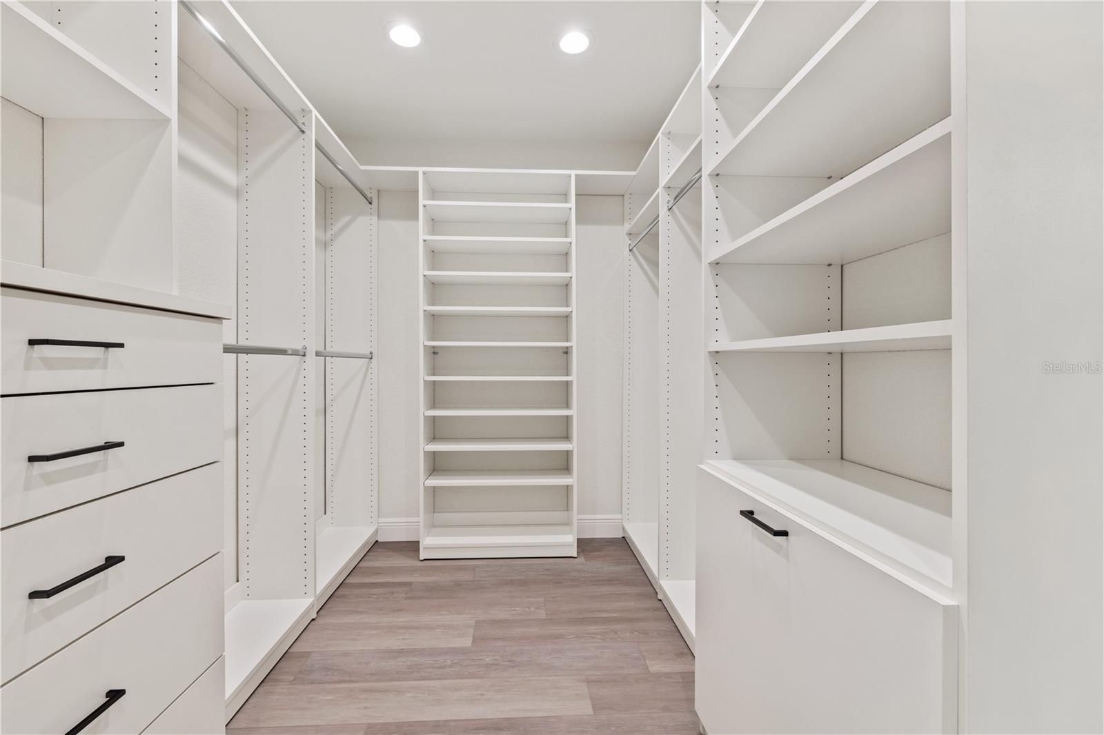 Image 25 of 35 For 5009 Neptune Way