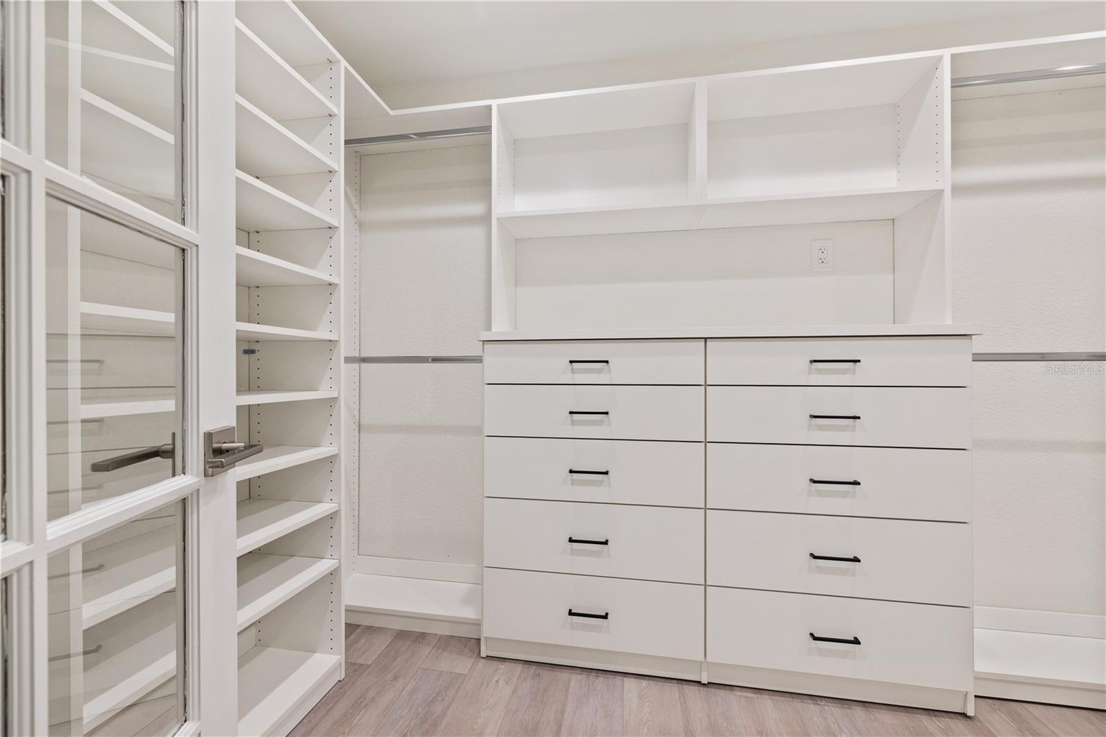 Image 26 of 35 For 5009 Neptune Way