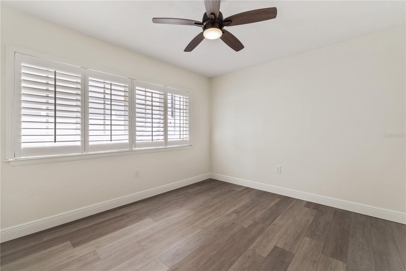 Image 30 of 35 For 5009 Neptune Way