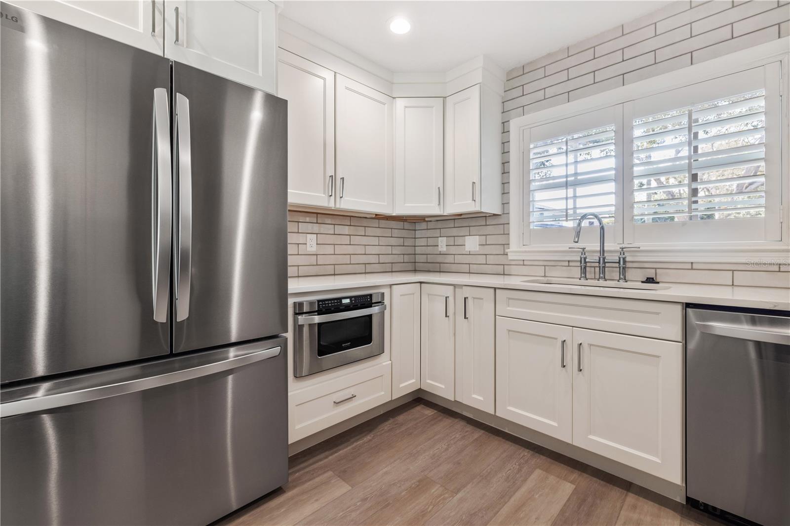 Image 7 of 35 For 5009 Neptune Way