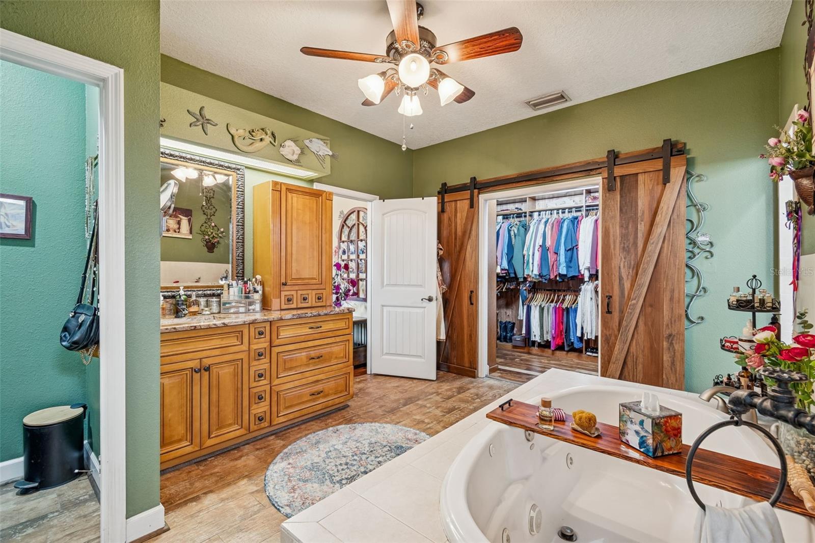 Image 36 of 100 For 2921 Lampp Road