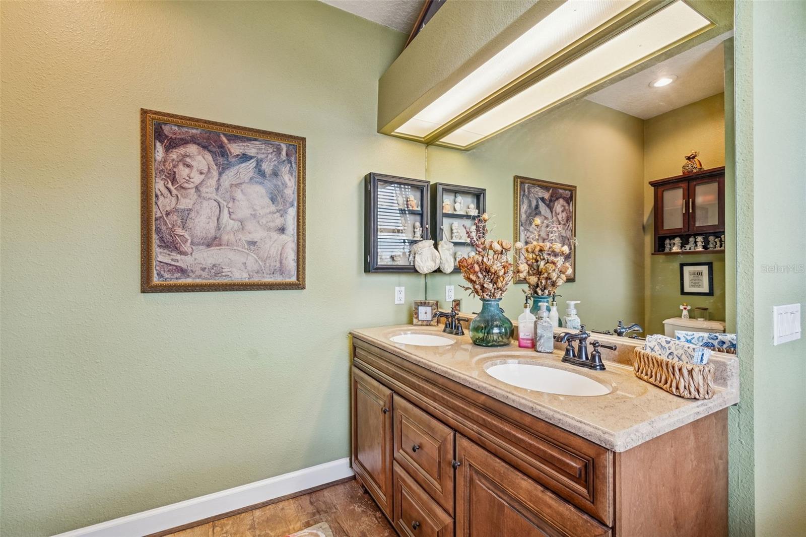 Image 55 of 100 For 2921 Lampp Road