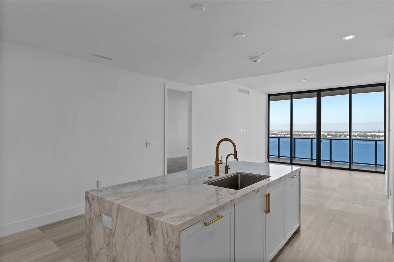 Image 17 of 100 For 3015 Ysabella Avenue 2602