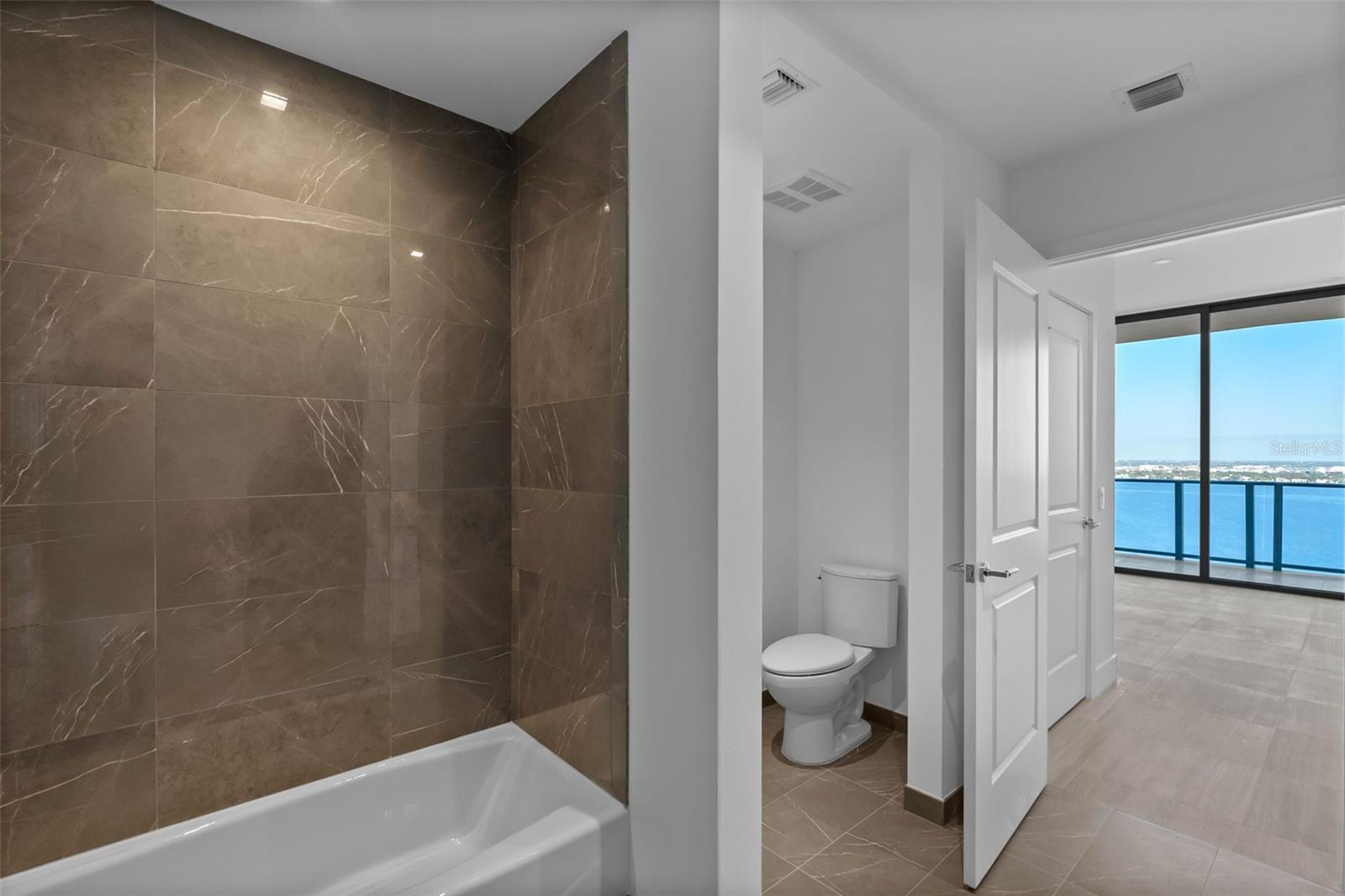 Image 33 of 100 For 3015 Ysabella Avenue 2602