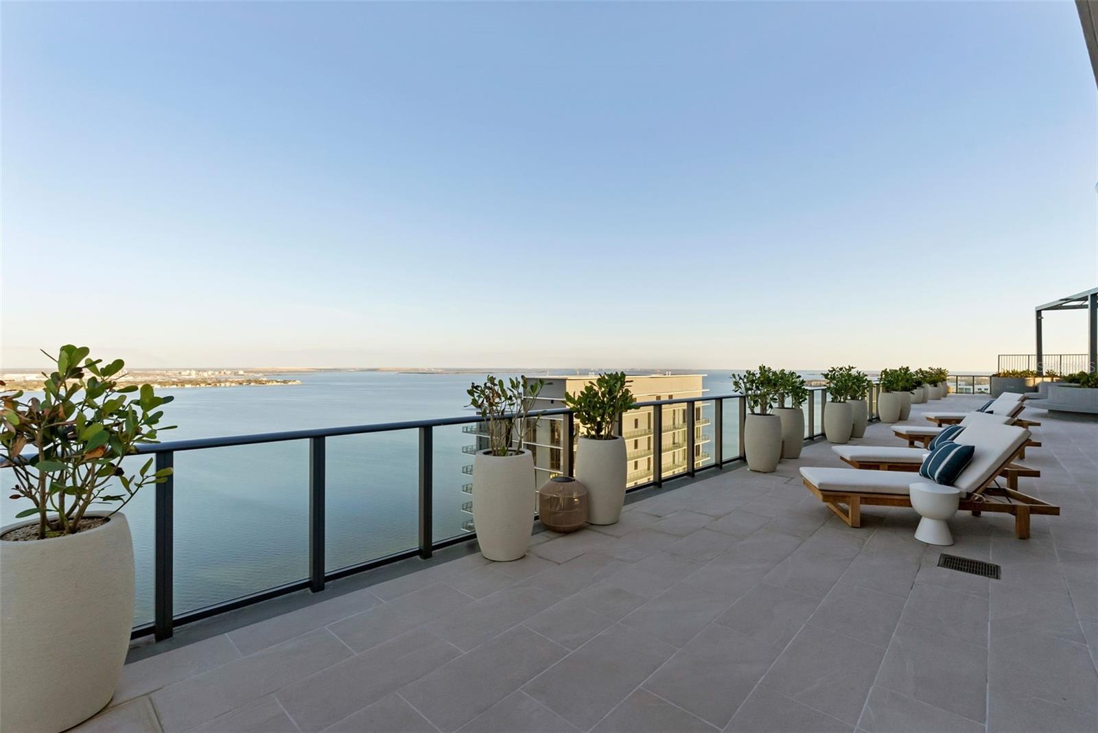 Image 59 of 100 For 3015 Ysabella Avenue 2602