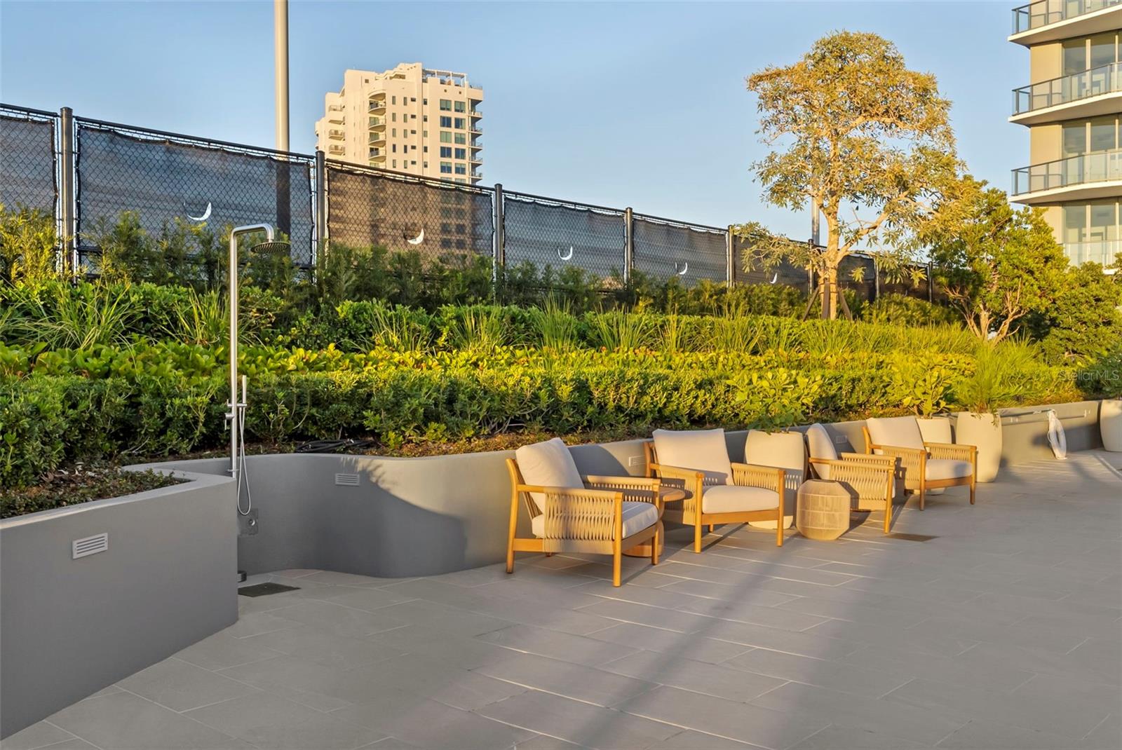 Image 86 of 100 For 3015 Ysabella Avenue 2602