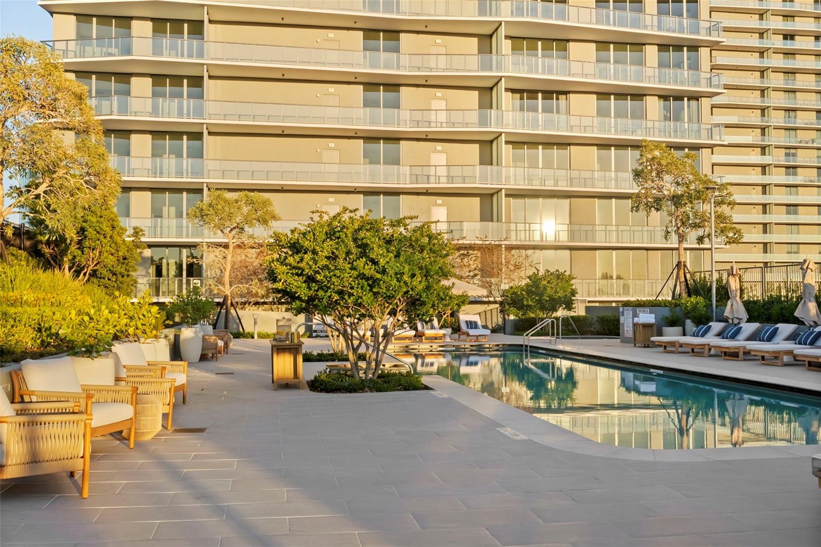 Image 87 of 100 For 3015 Ysabella Avenue 2602