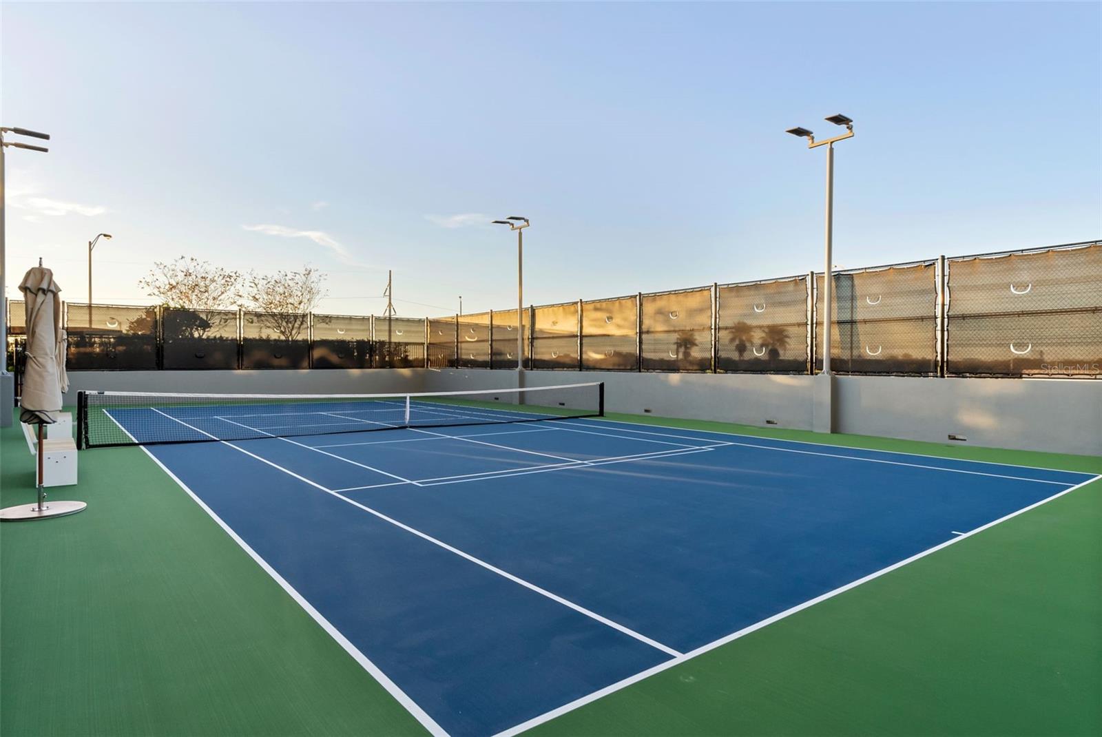 Image 90 of 100 For 3015 Ysabella Avenue 2602