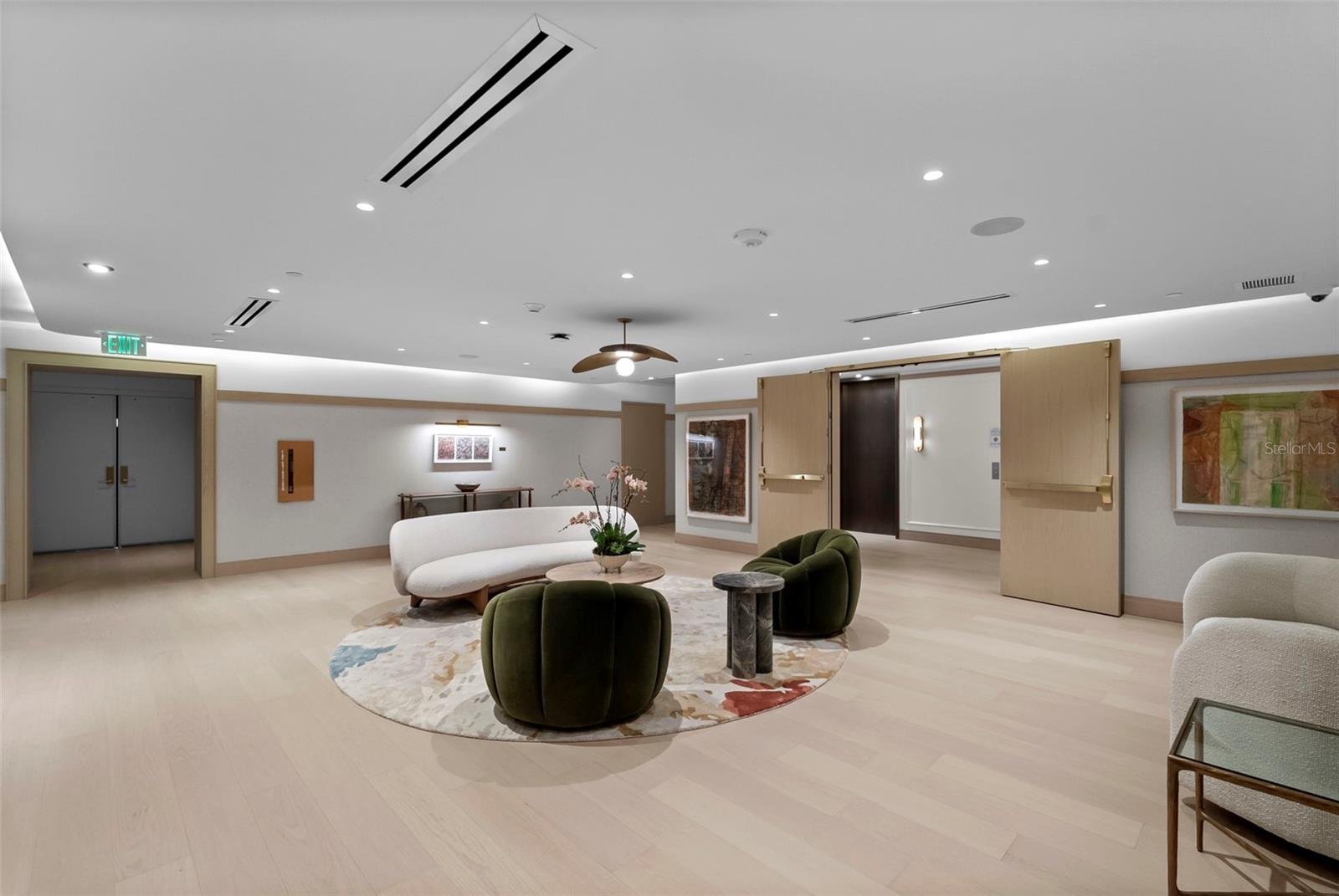 Image 93 of 100 For 3015 Ysabella Avenue 2602