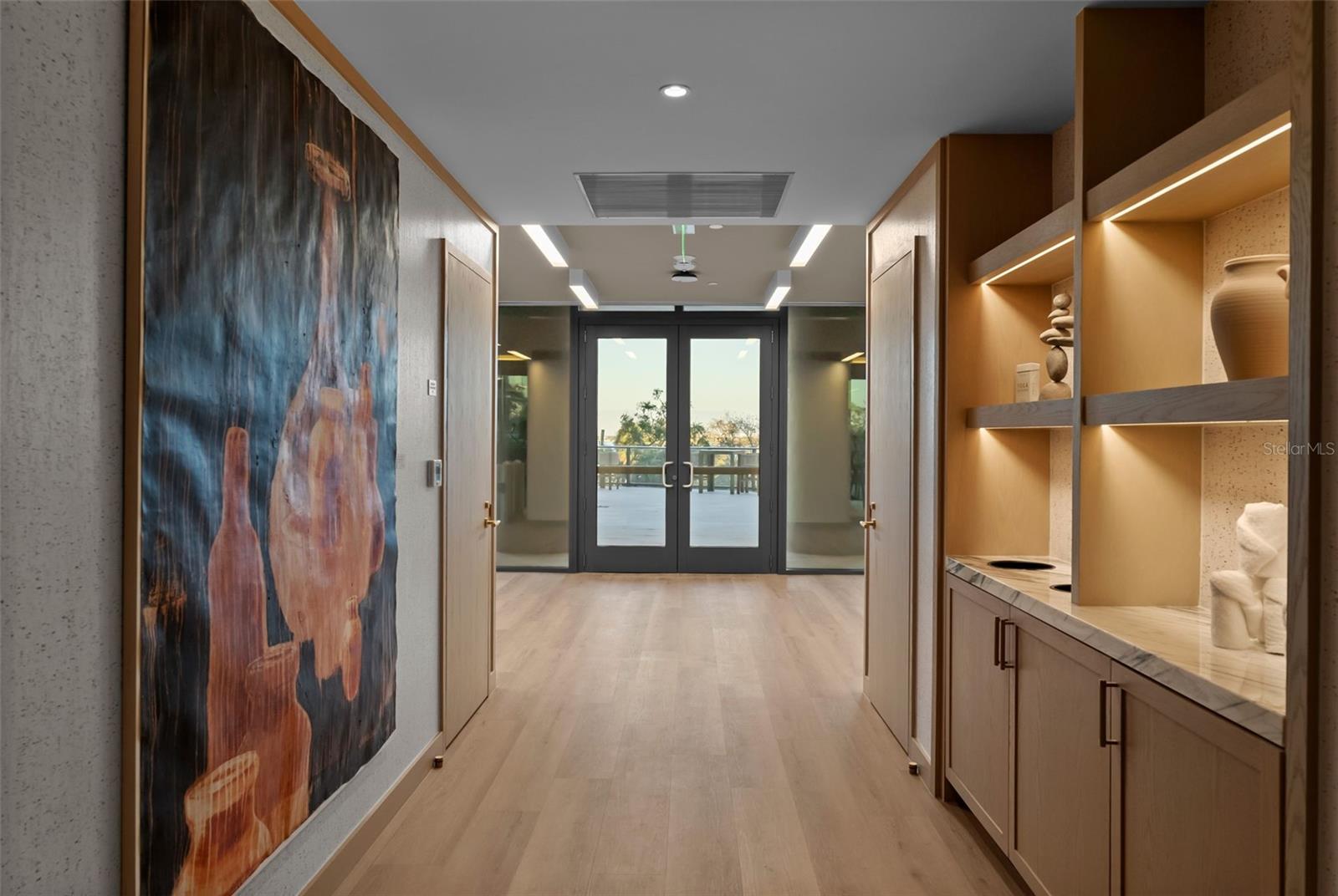 Image 96 of 100 For 3015 Ysabella Avenue 2602