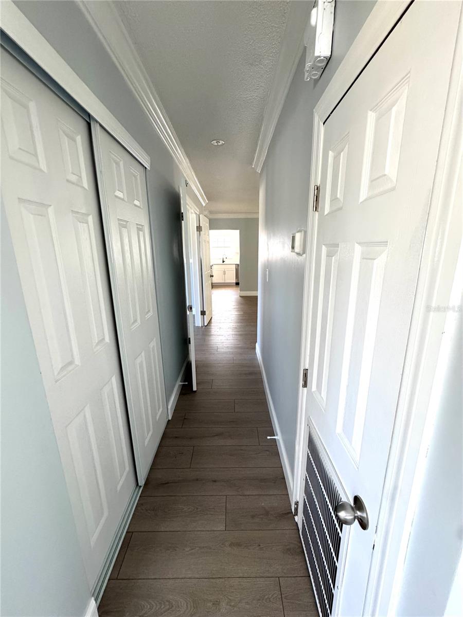 Image 25 of 64 For 4518 Helena Street Ne