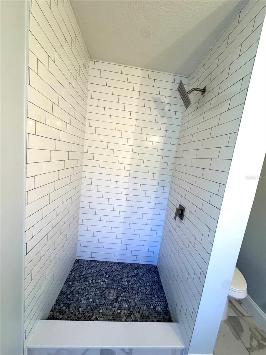 Image 29 of 64 For 4518 Helena Street Ne