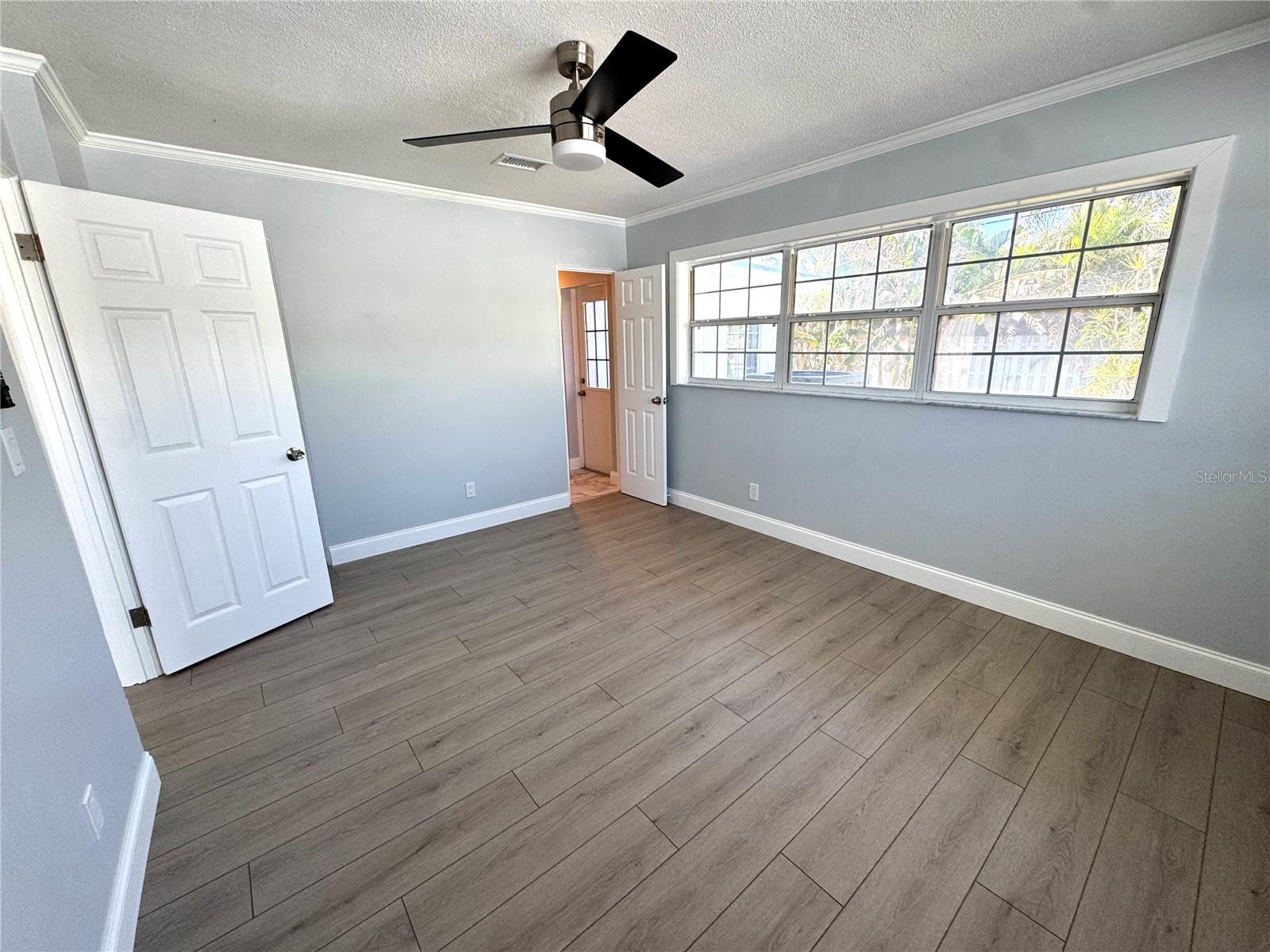 Image 32 of 64 For 4518 Helena Street Ne