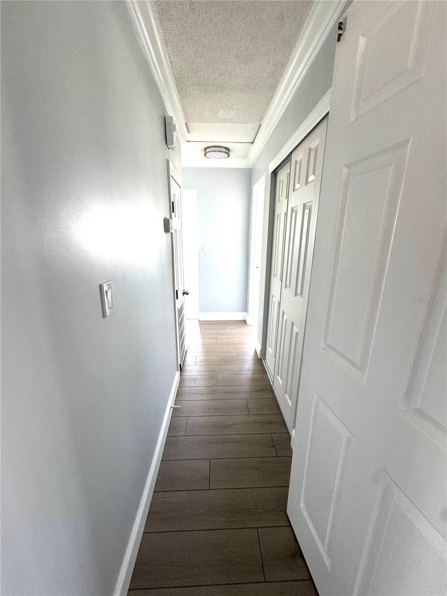 Image 42 of 64 For 4518 Helena Street Ne