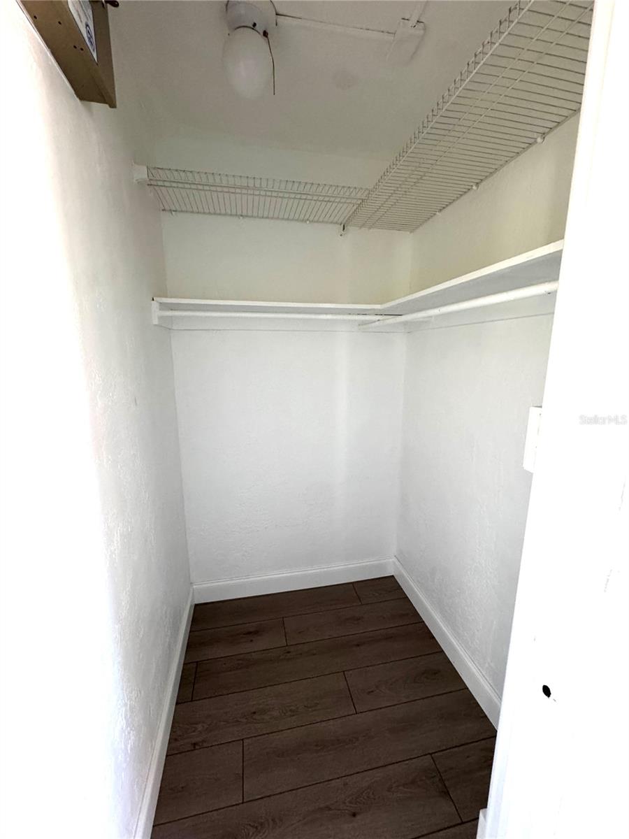 Image 44 of 64 For 4518 Helena Street Ne