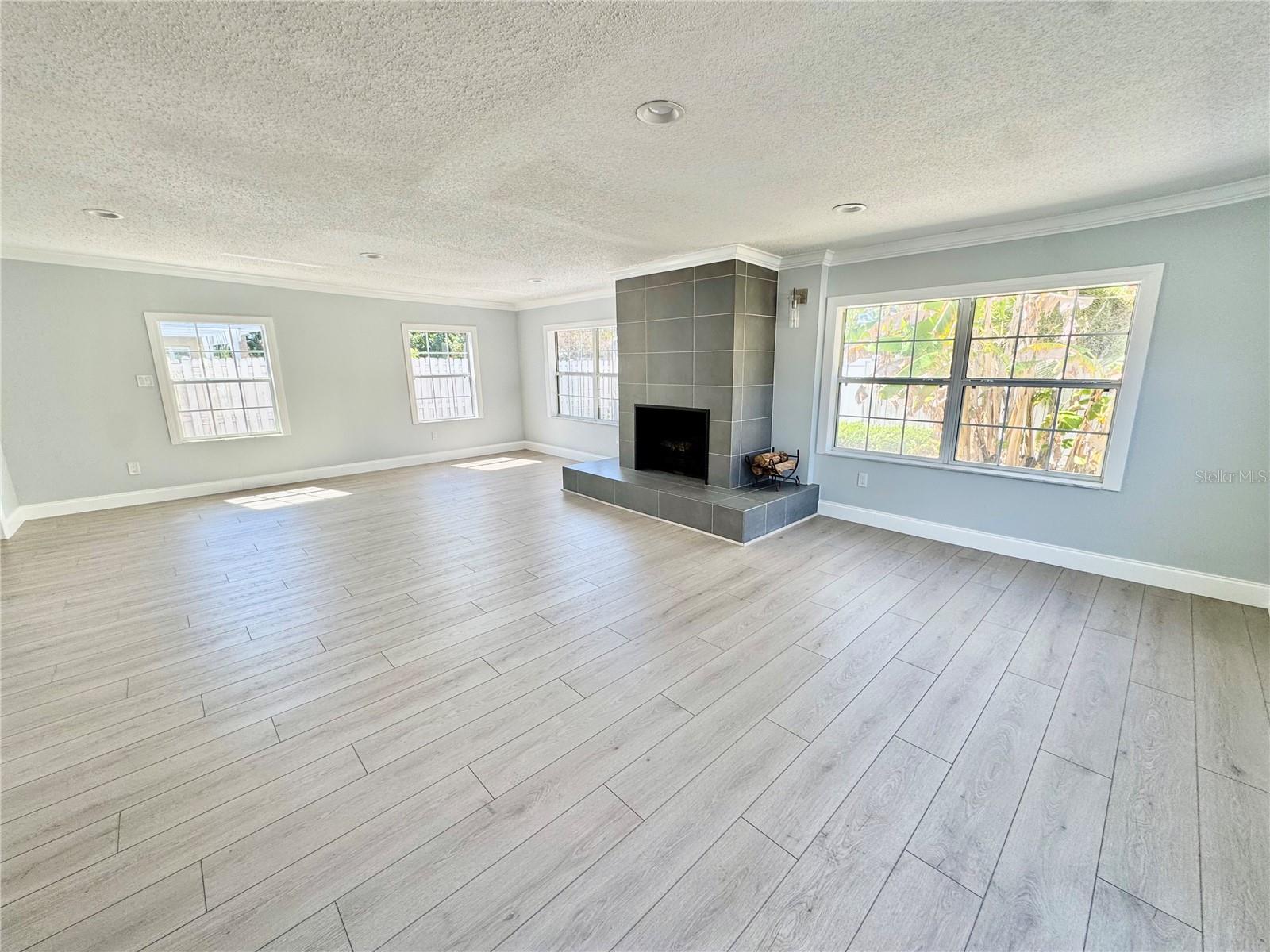 Image 49 of 64 For 4518 Helena Street Ne