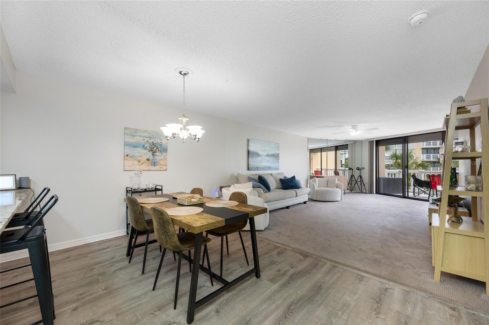 Image 10 of 31 For 6650 Sunset Way 112