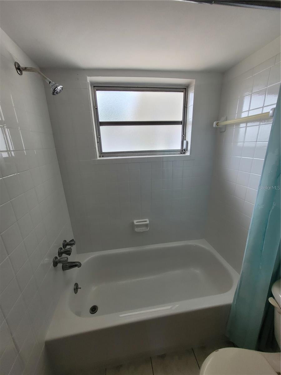 Image 16 of 18 For 5814 Liddell Drive