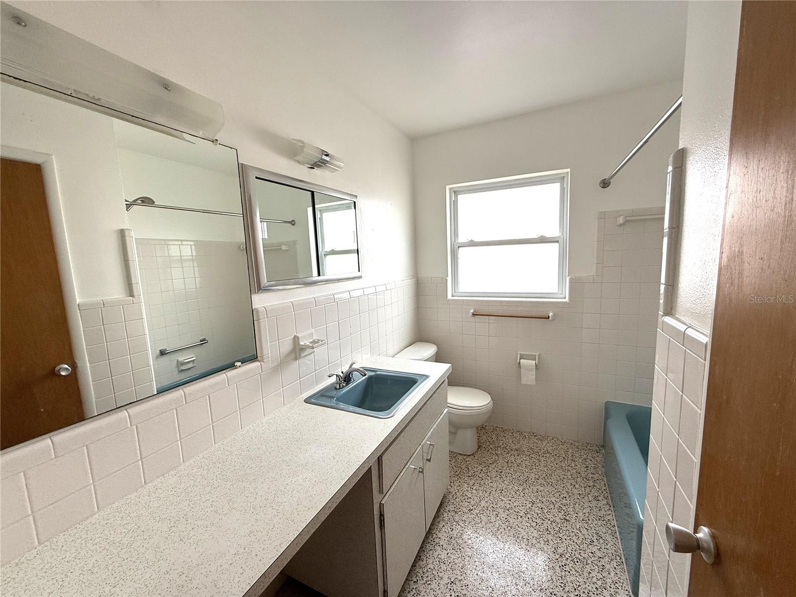 Image 7 of 16 For 2420 68th Avenue S