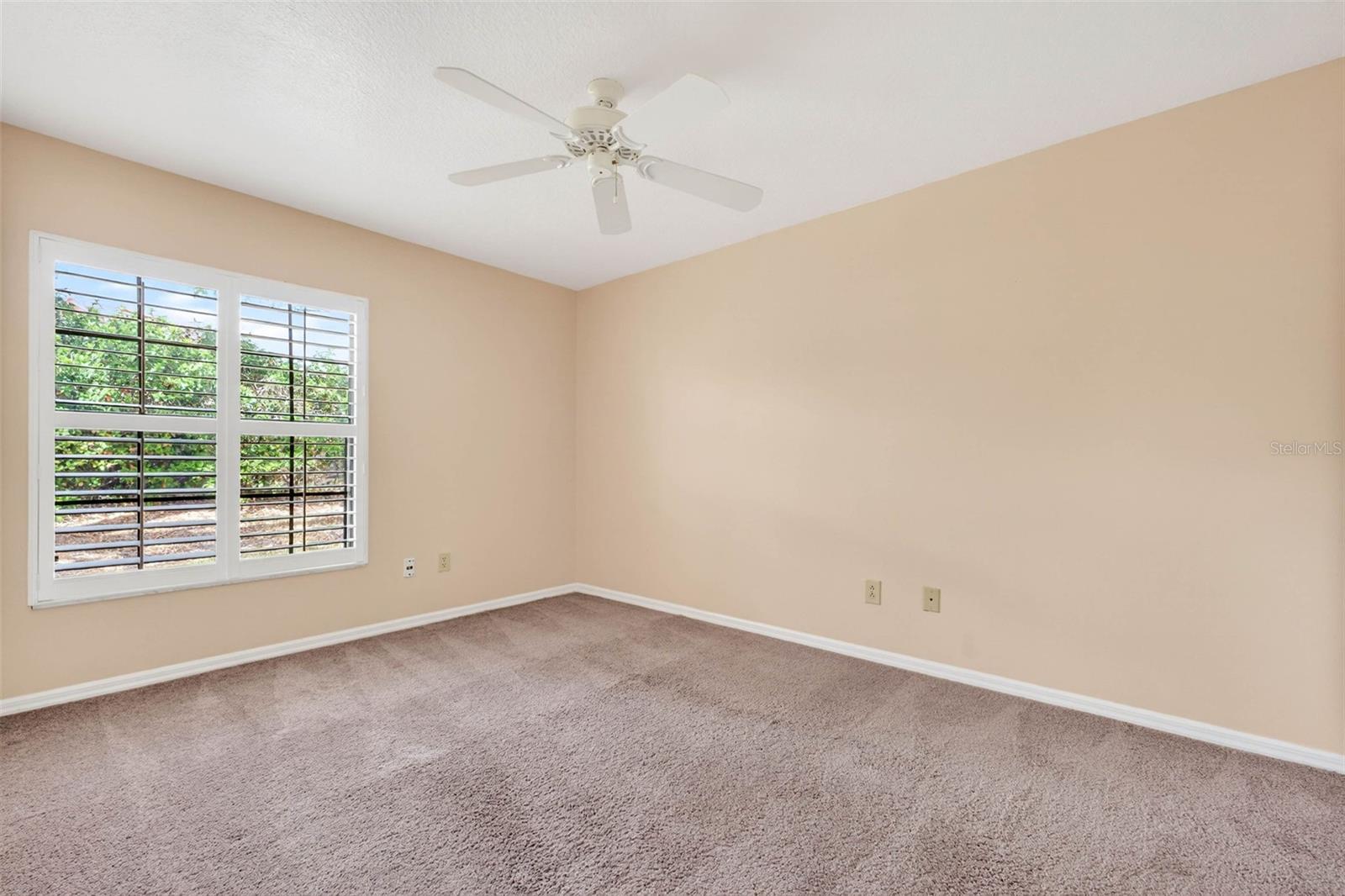 Image 19 of 39 For 17550 Fairmeadow Drive