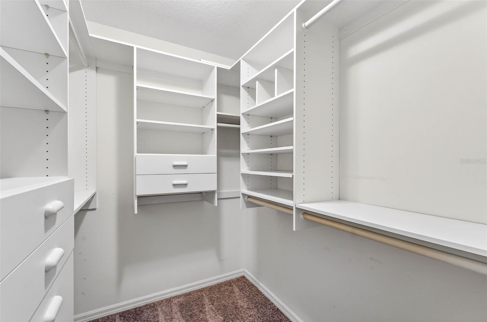 Image 28 of 39 For 17550 Fairmeadow Drive