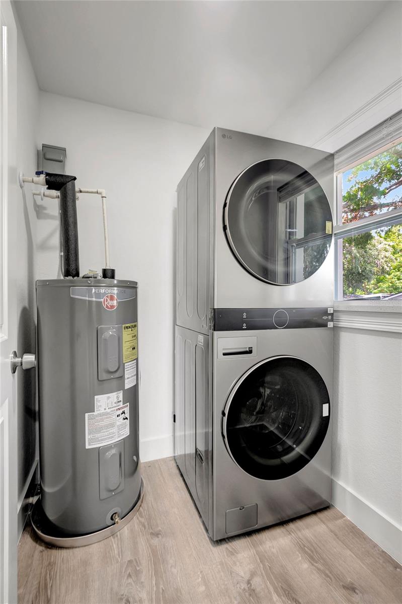 Image 13 of 20 For 6703 Boulevard