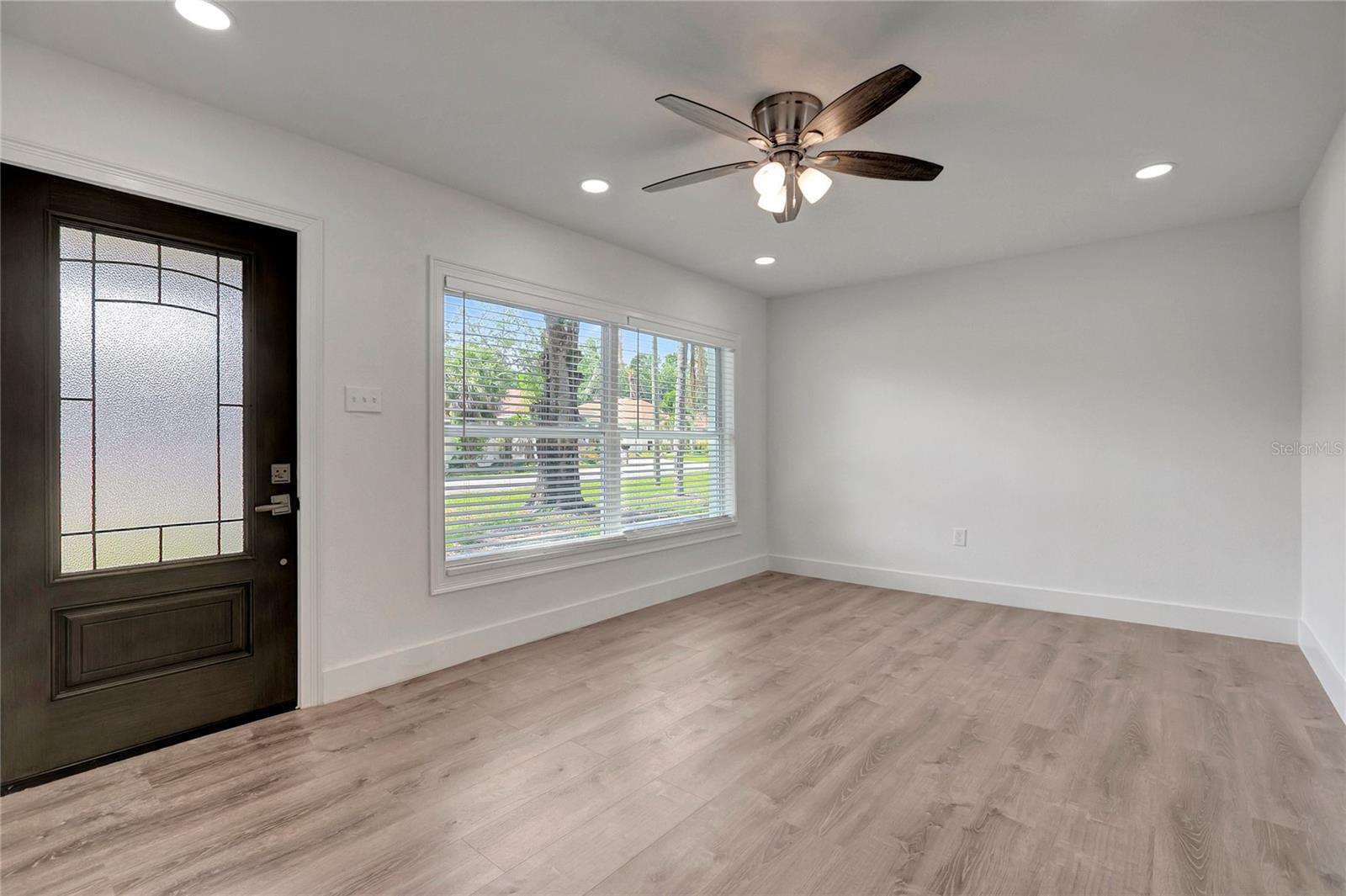 Image 4 of 20 For 6703 Boulevard